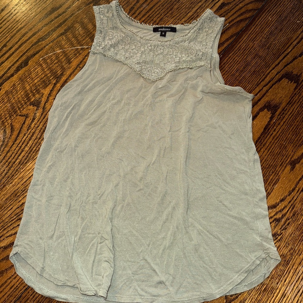 Ambiance Tank